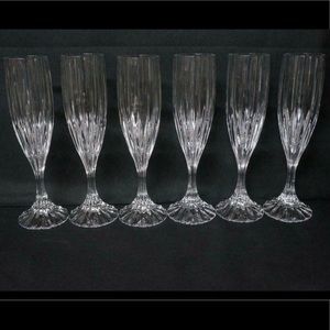 MIKASA Park Lane Champagne Crystal Flutes, 6 Pcs